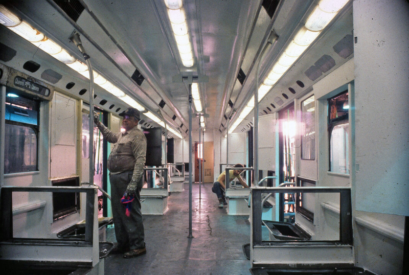 Illustration for article titled 37 Rare and Beautiful Images of the NYC Subway in the 1980s